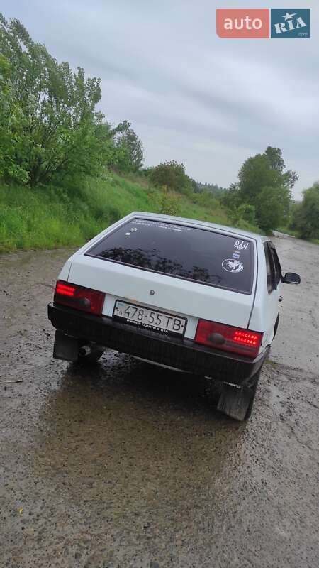 Хэтчбек ВАЗ / Lada 2108 1992 в Новом Роздоле
