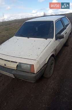Хэтчбек ВАЗ 2108 1988 в 