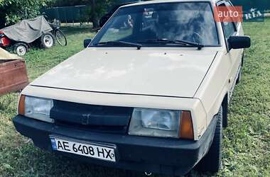 Хэтчбек ВАЗ 2108 1988 в Каменском