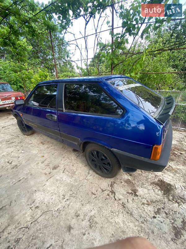 Хэтчбек ВАЗ / Lada 2108 1988 в Кривом Роге
