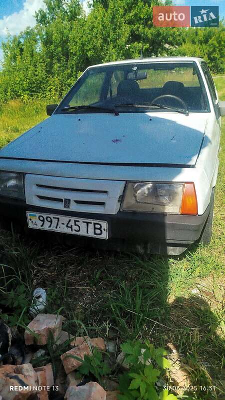 Хэтчбек ВАЗ / Lada 2108 1987 в Шепетовке