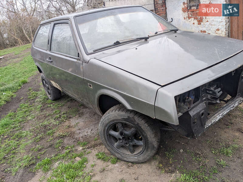 Хэтчбек ВАЗ 2108 1991 в 