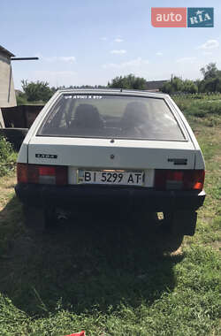 Хэтчбек ВАЗ 2108 1992 в 