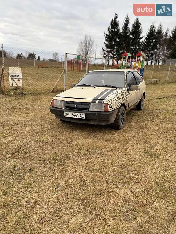 Хэтчбек ВАЗ / Lada 2108 1989 в Золочеве