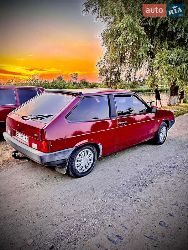 Хэтчбек ВАЗ / Lada 2108 1995 в Тульчине фото 8 Хэтчбек ВАЗ / Lada 2108 1995 в Тульчине