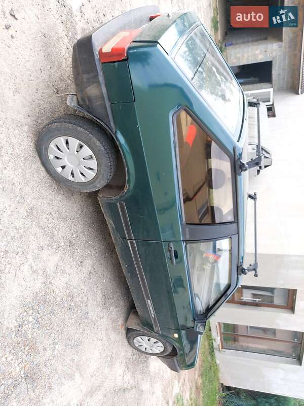 Хетчбек ВАЗ / Lada 2108 1991 в Городку