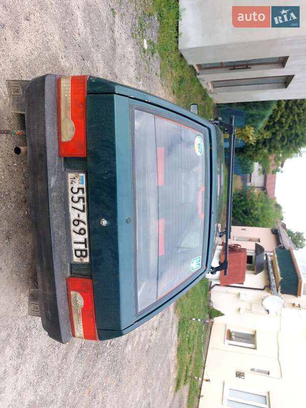 Хетчбек ВАЗ / Lada 2108 1991 в Городку