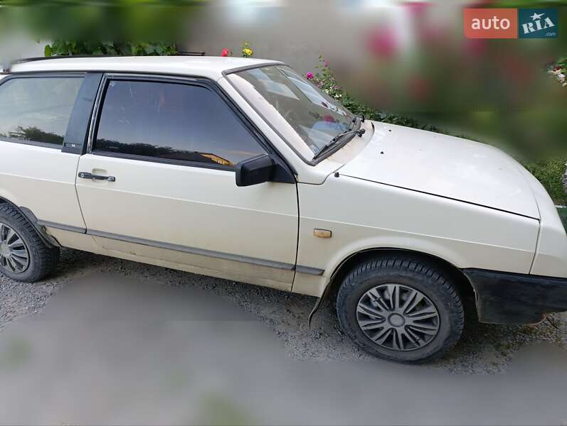Хэтчбек ВАЗ / Lada 2108 1987 в Новой Ушице