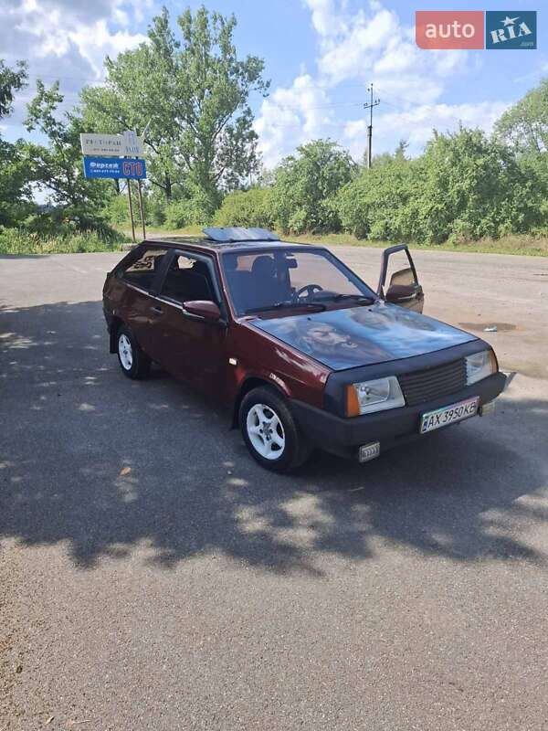 Хэтчбек ВАЗ 2108 1992 в 