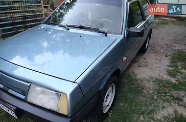 Хэтчбек ВАЗ 2108 1993 в 
