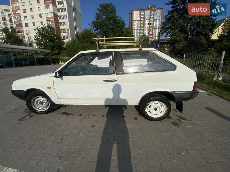 Хэтчбек ВАЗ / Lada 2108 1991 в Тернополе фото 6 Хэтчбек ВАЗ / Lada 2108 1991 в Тернополе
