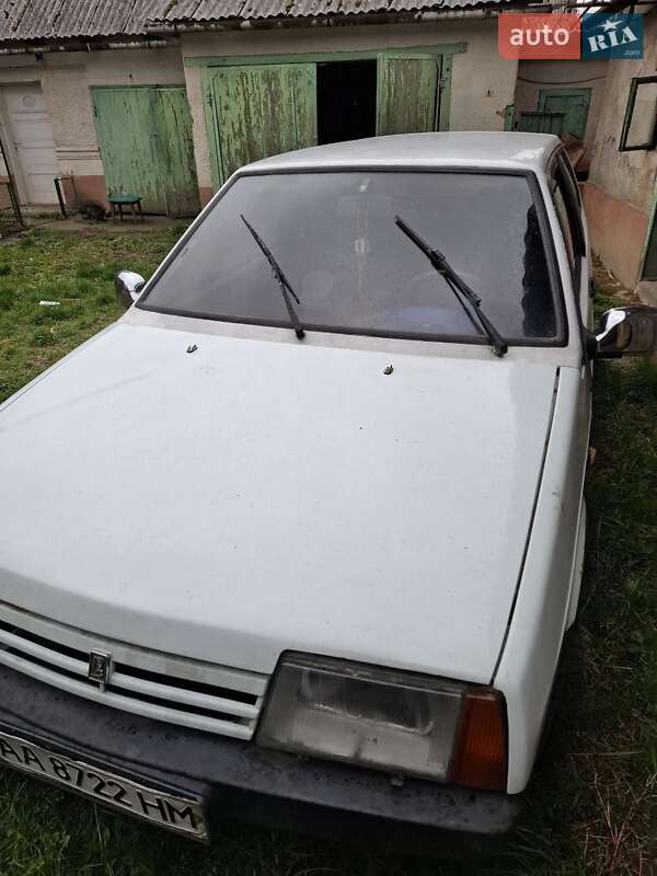 Хэтчбек ВАЗ / Lada 2108 1990 в Великих Лучках