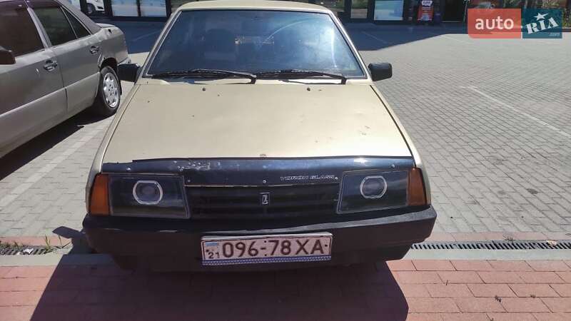 Хэтчбек ВАЗ / Lada 2108 1985 в Гостомеле
