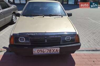 Хэтчбек ВАЗ 2108 1985 в 