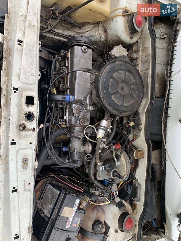 Хэтчбек ВАЗ / Lada 2108 1986 в Ильинцах фото 7 Хэтчбек ВАЗ / Lada 2108 1986 в Ильинцах