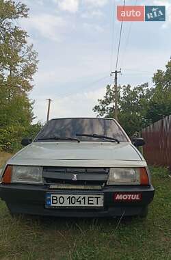 Хэтчбек ВАЗ 2108 1987 в 