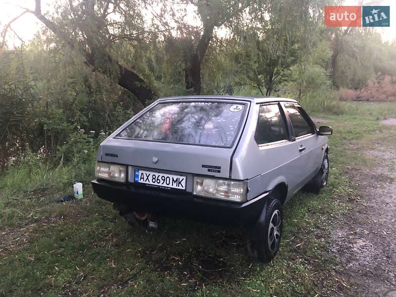 Хэтчбек ВАЗ / Lada 2108 1986 в Харькове фото 3 Хэтчбек ВАЗ / Lada 2108 1986 в Харькове