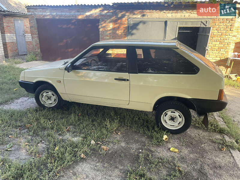 Хэтчбек ВАЗ / Lada 2108 1988 в Кременчуге