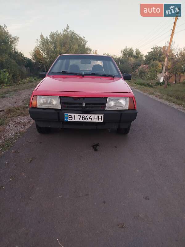 Хэтчбек ВАЗ / Lada 2108 1987 в Ахтырке