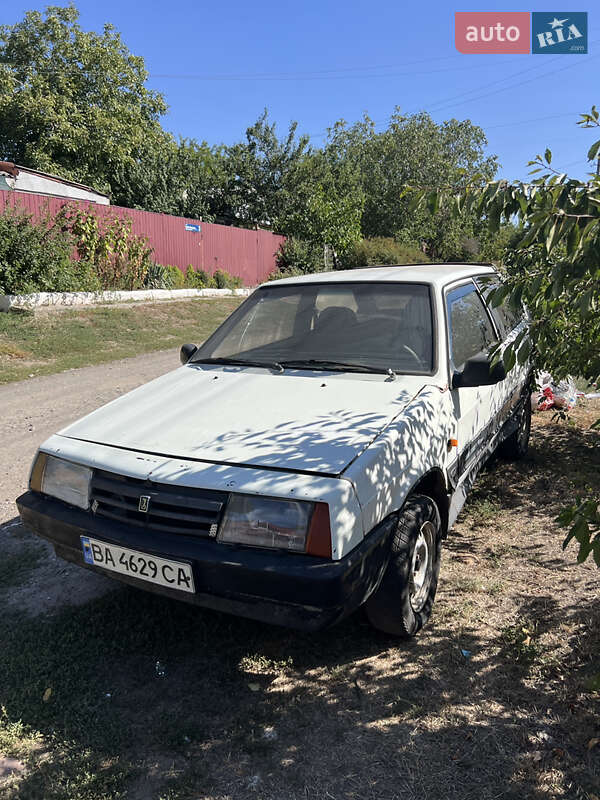 Хэтчбек ВАЗ 2108 1985 в 