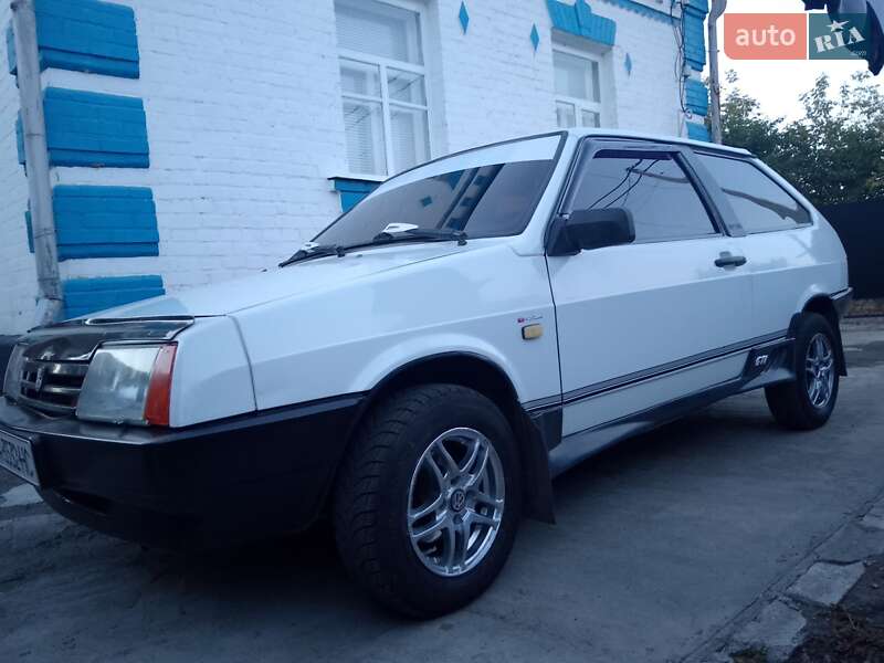 Хэтчбек ВАЗ 2108 1990 в 