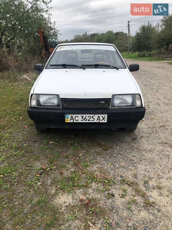 Хэтчбек ВАЗ / Lada 2108 1986 в Луцке