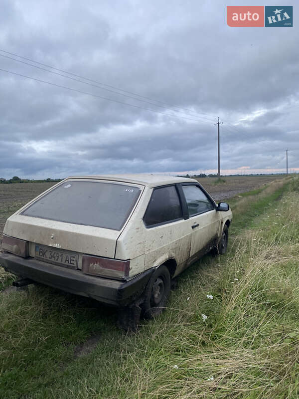 Хэтчбек ВАЗ / Lada 2108 1989 в Дубно