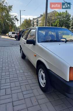 Хэтчбек ВАЗ 2108 1995 в 