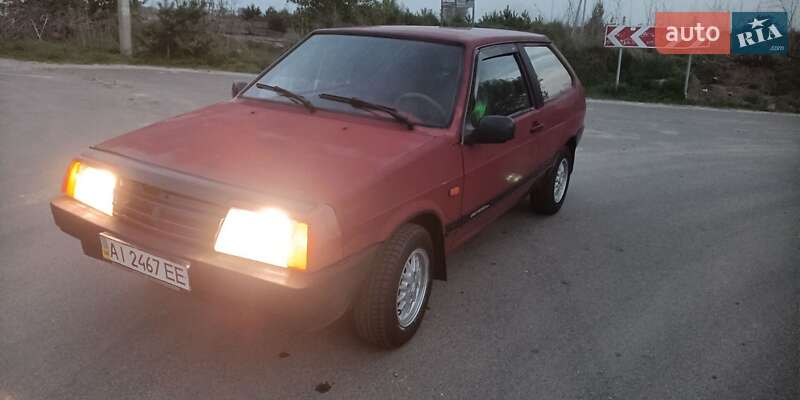 Хэтчбек ВАЗ / Lada 2108 1990 в Киеве