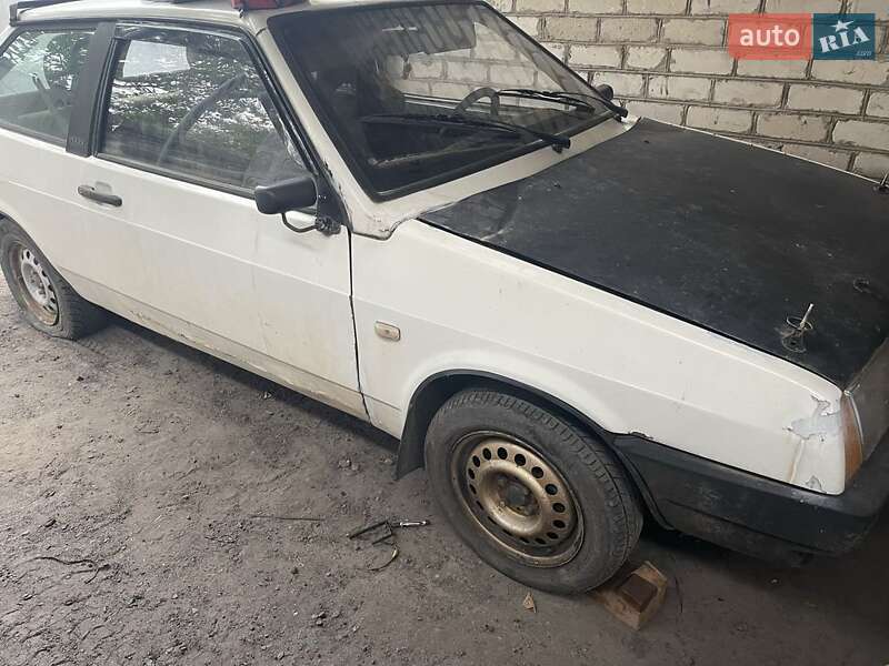 Хэтчбек ВАЗ 2108 1992 в 