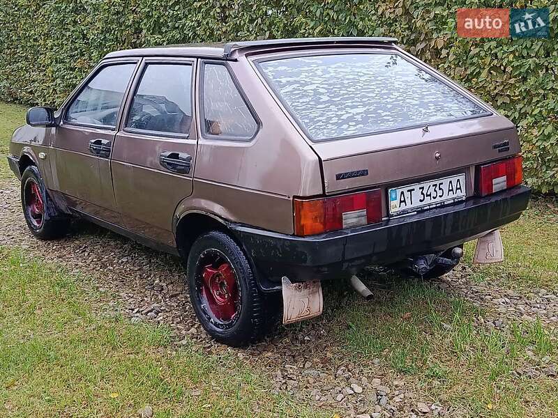 Хэтчбек ВАЗ / Lada 2108 1995 в Вижнице фото 9 Хэтчбек ВАЗ / Lada 2108 1995 в Вижнице