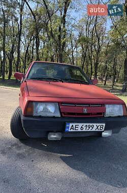 Хэтчбек ВАЗ 2108 1987 в 