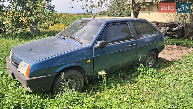 Хэтчбек ВАЗ 2108 1996 в 