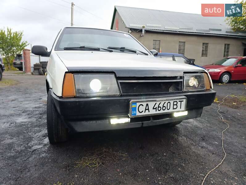 Хетчбек ВАЗ / Lada 2108 1989 в Смілі фото 3 Хетчбек ВАЗ / Lada 2108 1989 в Смілі