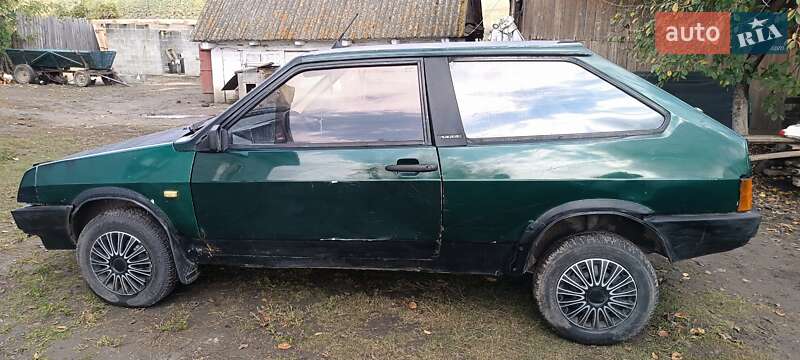 Хэтчбек ВАЗ / Lada 2108 1986 в Остроге фото 5 Хэтчбек ВАЗ / Lada 2108 1986 в Остроге