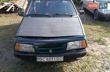 Хетчбек ВАЗ 2108 1986 в  фото 13 Хетчбек ВАЗ 2108 1986 в
