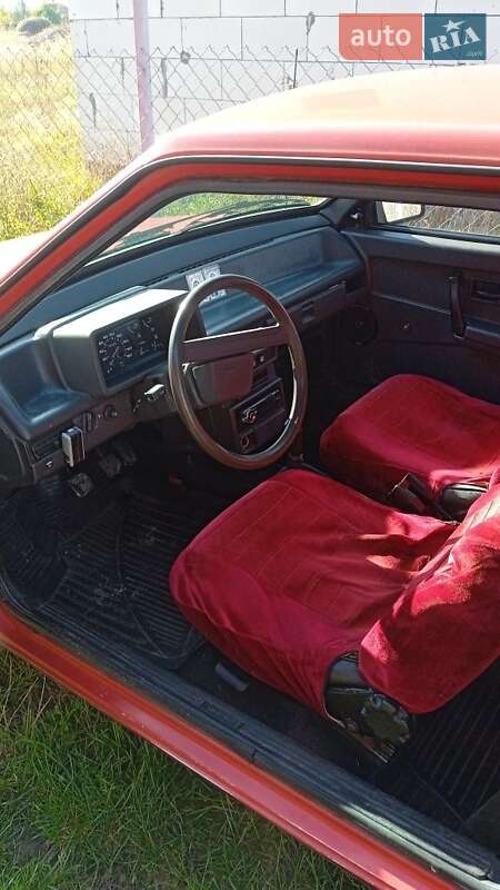 Хэтчбек ВАЗ / Lada 2108 1991 в Сарнах