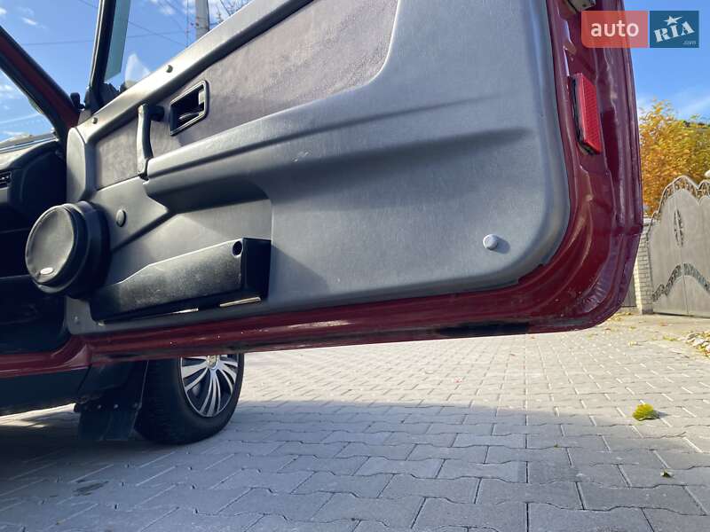 Хэтчбек ВАЗ / Lada 2108 1990 в Черновцах