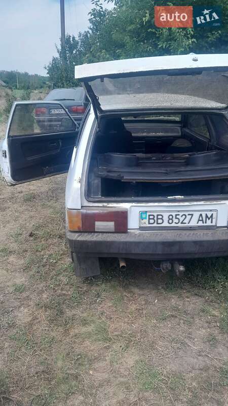 Хетчбек ВАЗ / Lada 2108 1992 в Кривому Розі фото 2 Хетчбек ВАЗ / Lada 2108 1992 в Кривому Розі