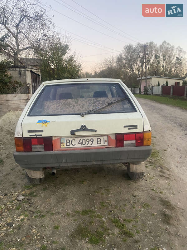 Хетчбек ВАЗ / Lada 2108 1990 в Миколаєві