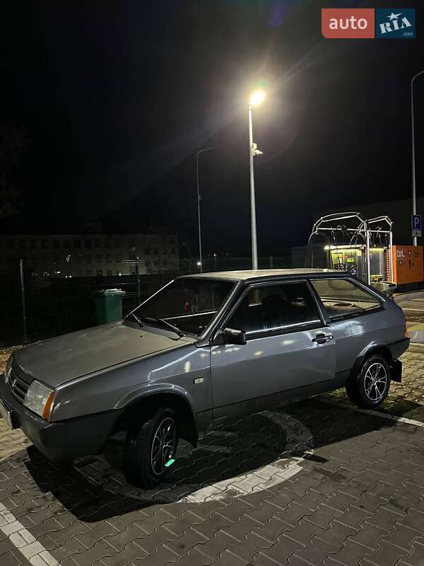 Хэтчбек ВАЗ / Lada 2108 1989 в Кривом Роге фото 2 Хэтчбек ВАЗ / Lada 2108 1989 в Кривом Роге