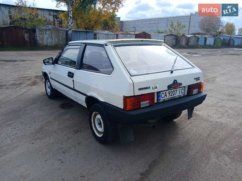 Хетчбек ВАЗ / Lada 2108 1987 в Великому Бурлуку фото 4 Хетчбек ВАЗ / Lada 2108 1987 в Великому Бурлуку