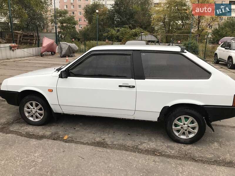 Хетчбек ВАЗ / Lada 2108 1986 в Запоріжжі фото 9 Хетчбек ВАЗ / Lada 2108 1986 в Запоріжжі