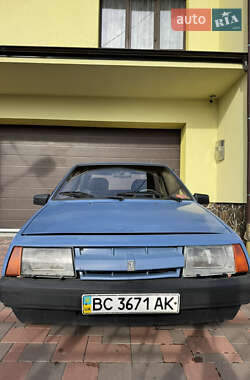 Хетчбек ВАЗ 2108 1987 в Городку