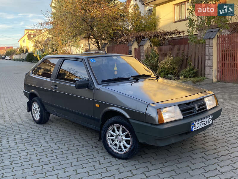 Хетчбек ВАЗ / Lada 2108 1991 в Львові