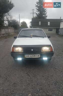 Хетчбек ВАЗ 2108 1995 в  фото 3 Хетчбек ВАЗ 2108 1995 в