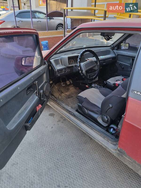 Хэтчбек ВАЗ / Lada 2108 1992 в Харькове