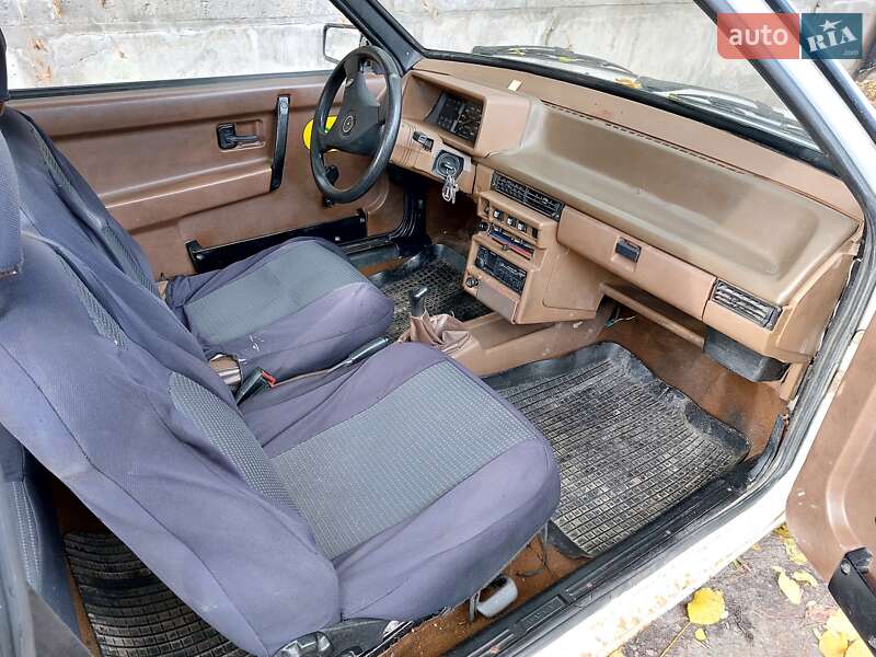 Хетчбек ВАЗ / Lada 2108 1986 в Дніпрі фото 11 Хетчбек ВАЗ / Lada 2108 1986 в Дніпрі