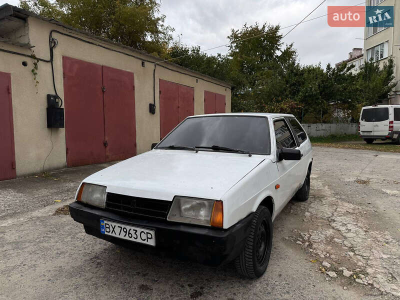 Хетчбек ВАЗ / Lada 2108 1991 в Кам'янець-Подільському фото 2 Хетчбек ВАЗ / Lada 2108 1991 в Кам'янець-Подільському
