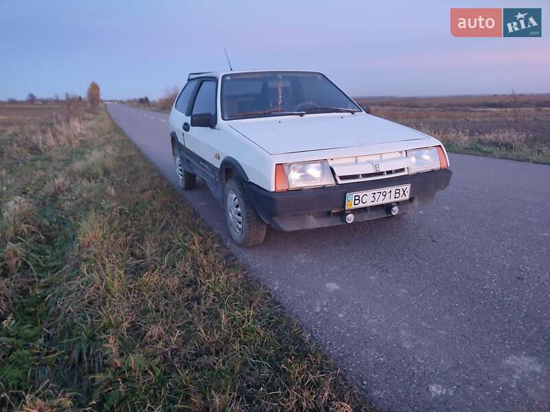 Хэтчбек ВАЗ / Lada 2108 1986 в Дрогобыче фото Хэтчбек ВАЗ / Lada 2108 1986 в Дрогобыче